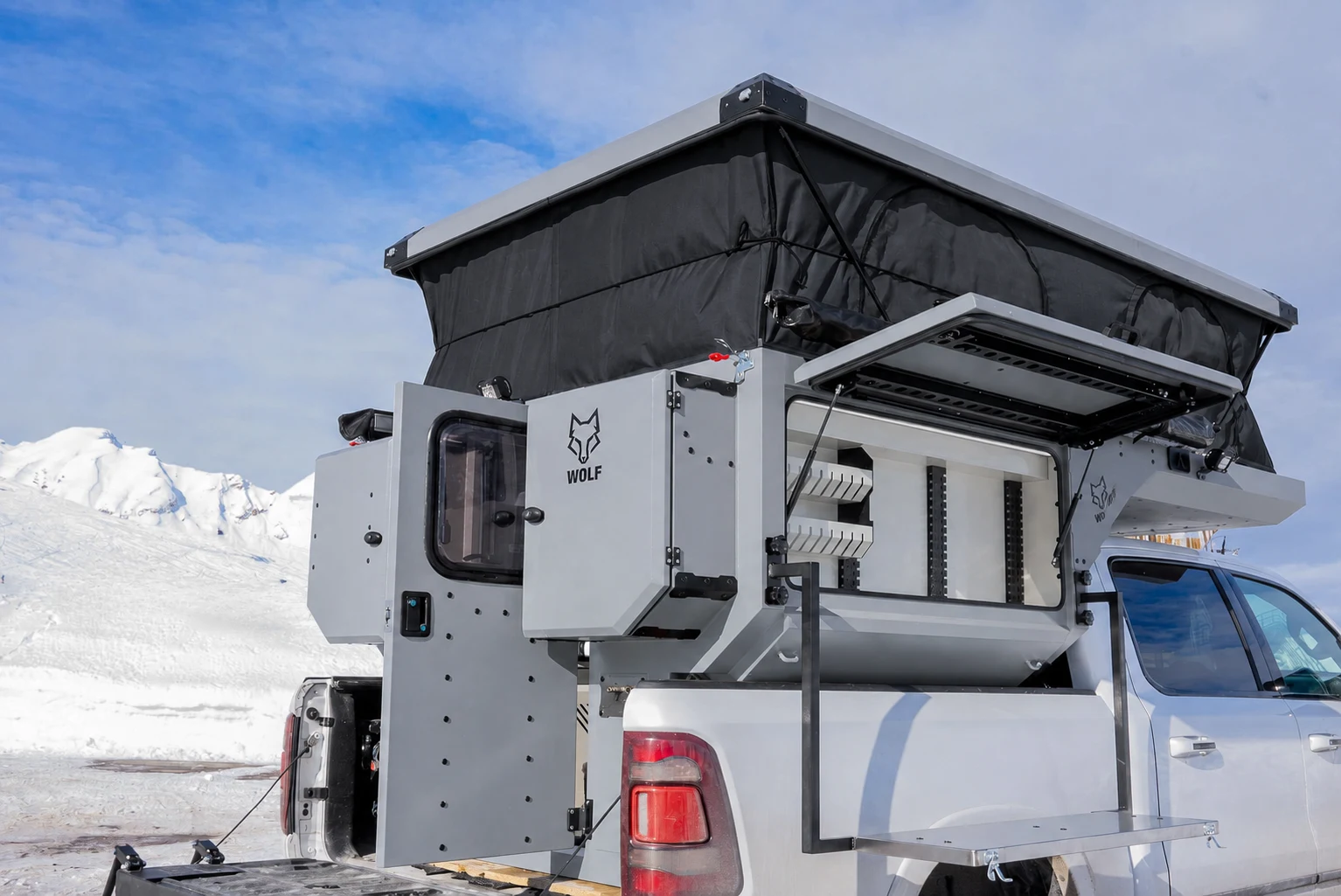 WOLF Camper — Noir mat